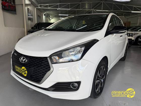 HYUNDAI HB20 1.6 R SPEC 16V FLEX 4P AUTOMÁTICO HYUNDAI HB20 1.6 R SPEC 16V FLEX 4P AUTOMÁTICO